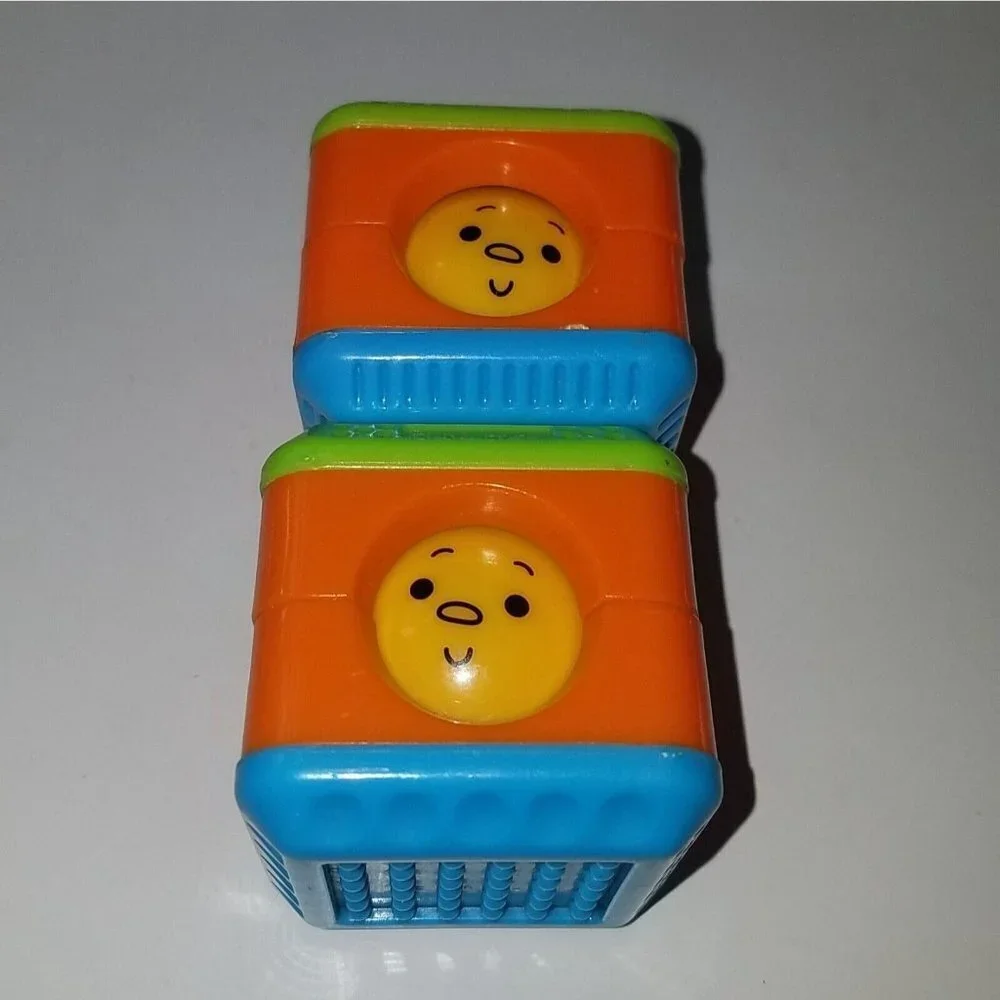 2 Fisher Price Peek-A-Blocks Lot Yellow White Rolling Faces Sensory Duplicate